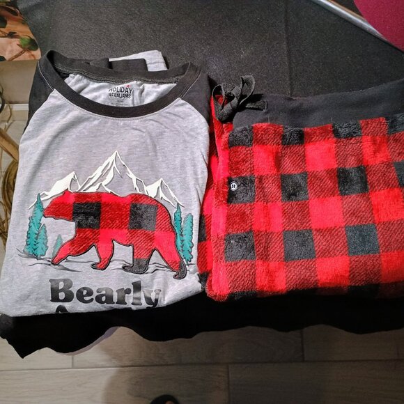 EUC: Holiday FamJam Sze XL Black & Red 'Bearly Awake' Pajama Set - Picture 7 of 7